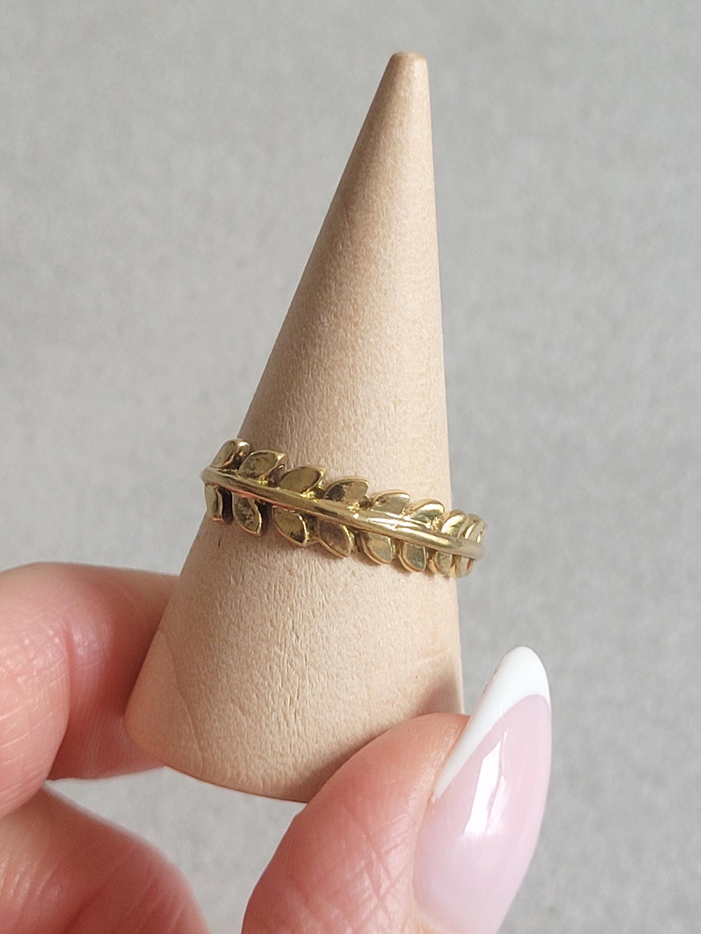 Gold Feather Ring: Minimalist Brass Leaf Jewelry