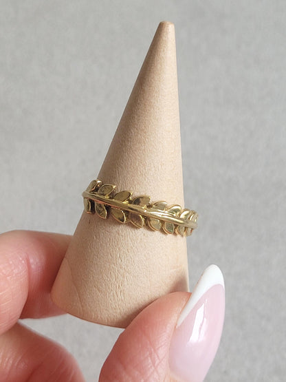 Gold Feather Ring: Minimalist Brass Leaf Jewelry