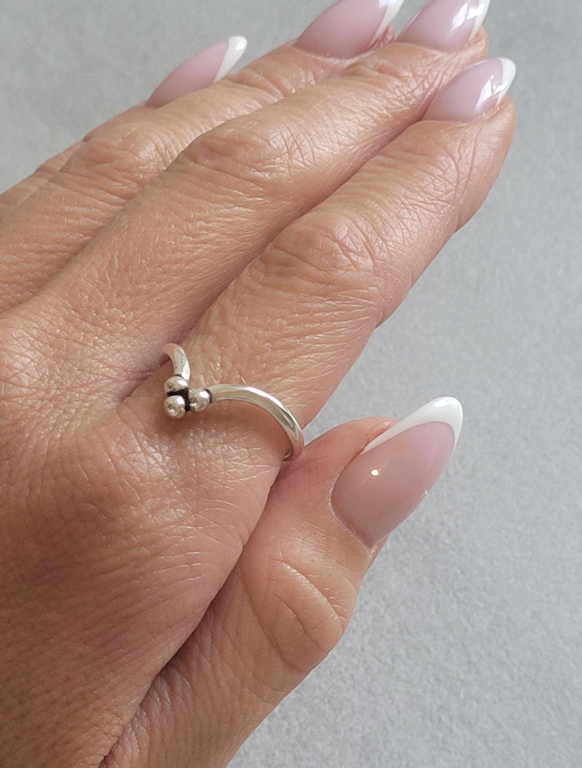 Minimalist Silver Point Ring: Elegant Dainty Jewelry
