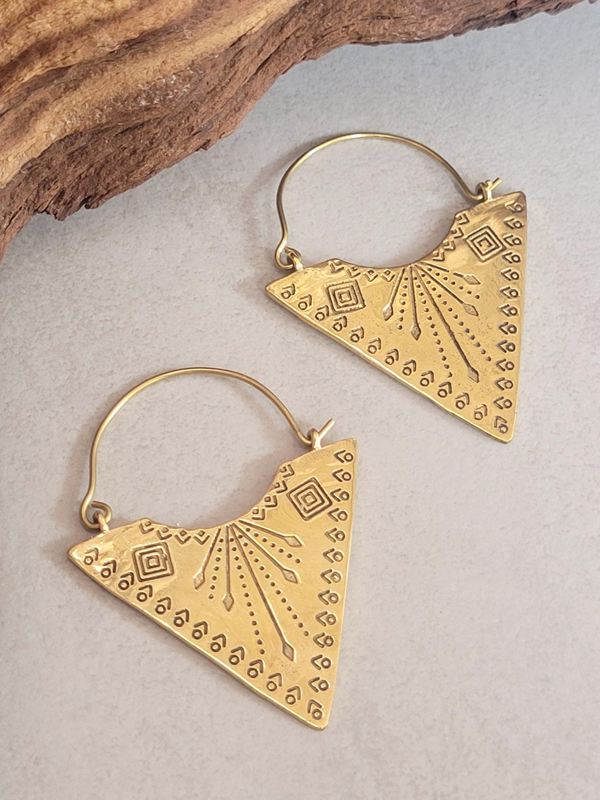 Brass tribal style earrings: Gold bohemian jewellery