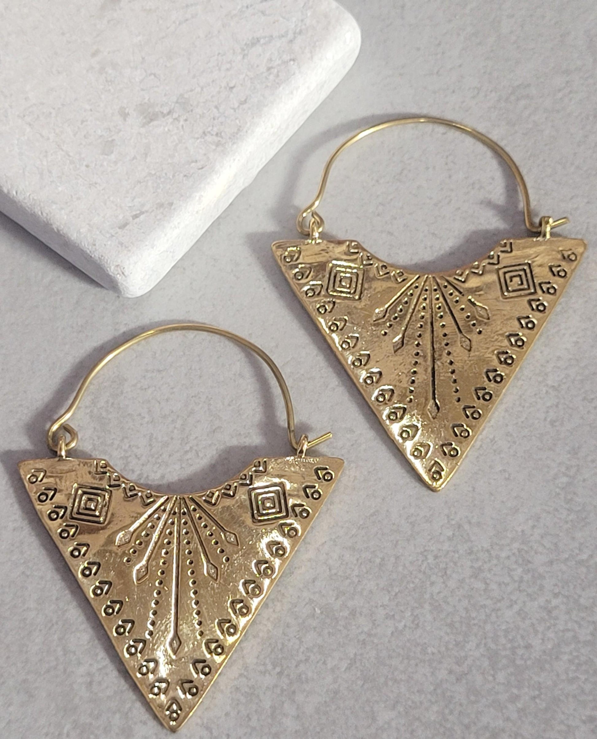 Brass tribal style earrings: Gold bohemian jewellery