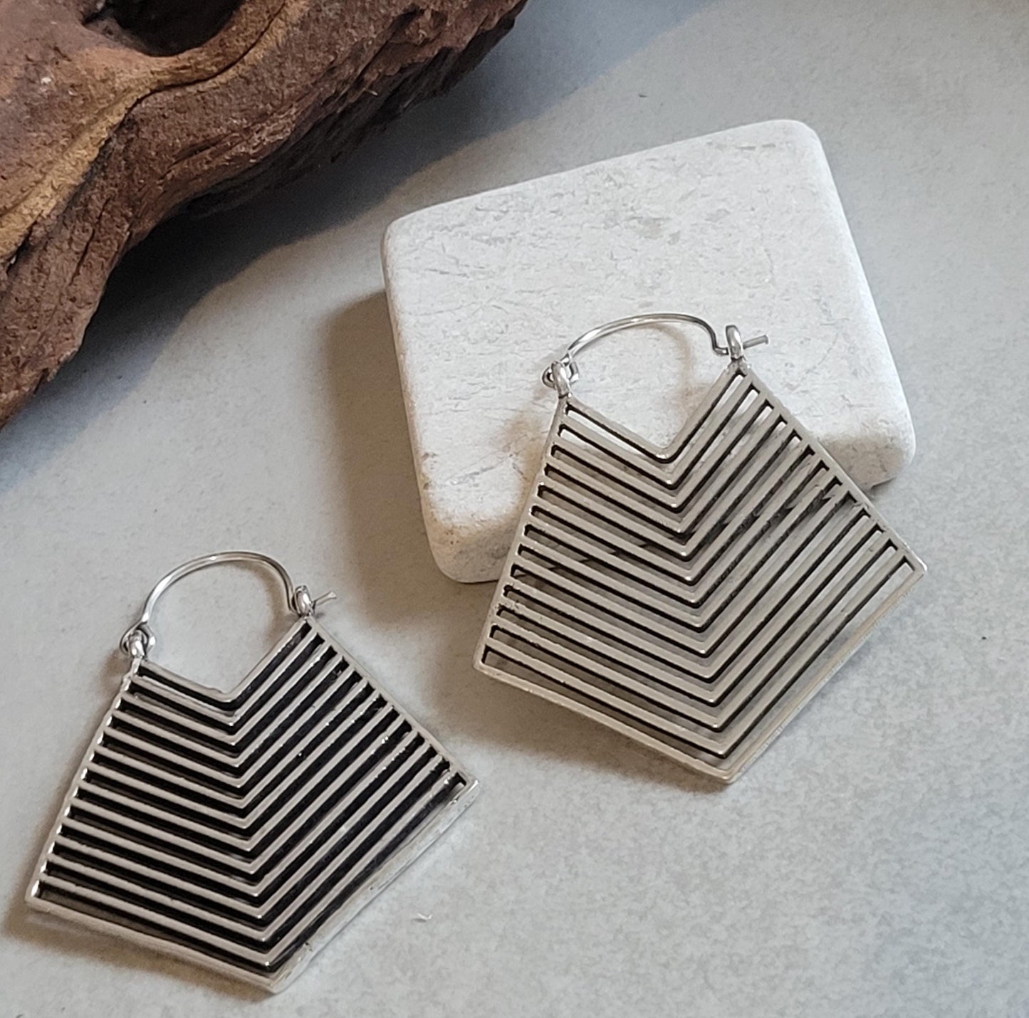 Silver detailed earrings / Art deco style / Aztex jewellery / Gift / Silver earrings / Tribal style / Bohemian jewellery