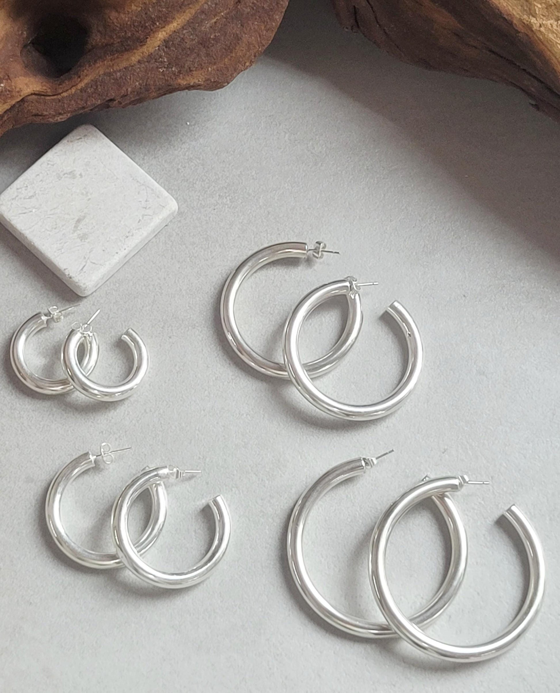 Chunky silver hoops / Silver hoops / Thick hoops / Small hoops / Large hoops / Simple earrings / Lightweight earrings / free UK shipping