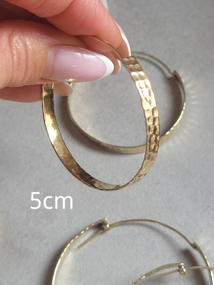 Brass hammered hoops / Hoop earrings / Small hoops / Large hoops / Hippie / Unique / Hoops / Gold / Golden jewellery / Boho