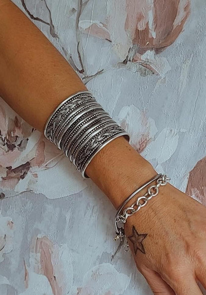 Silver cuff bracelet / Detailed jewellery / Statement piece / Ethnic style / Bohemian jewellery / Boho chic / Unique Gift ideas