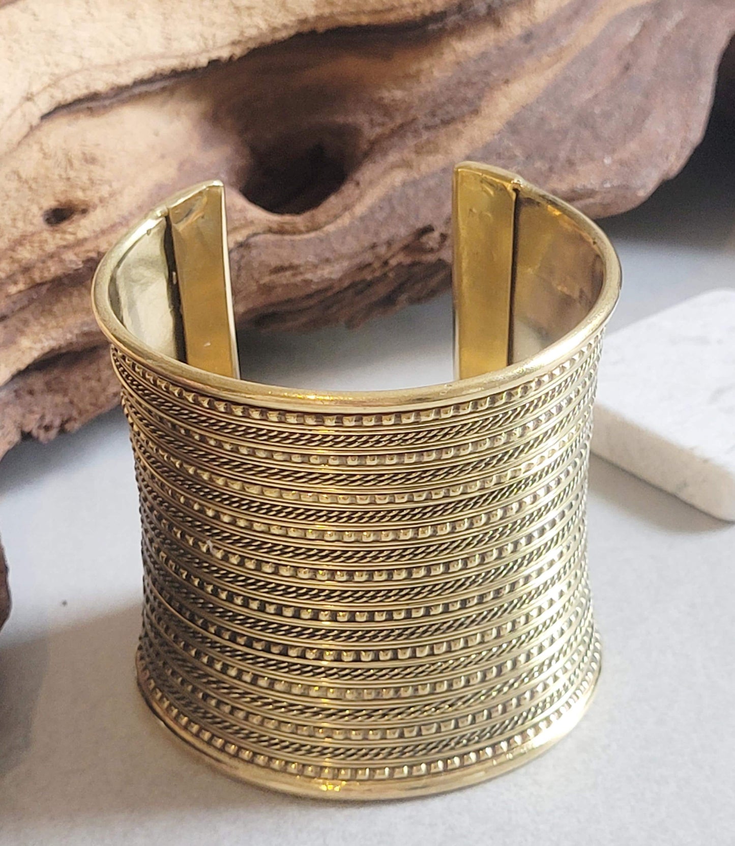 Brass cuff bracelet / Detailed jewellery / Statement piece / Ethnic style / Bohemian jewellery / Boho chic / Unique Gift ideas
