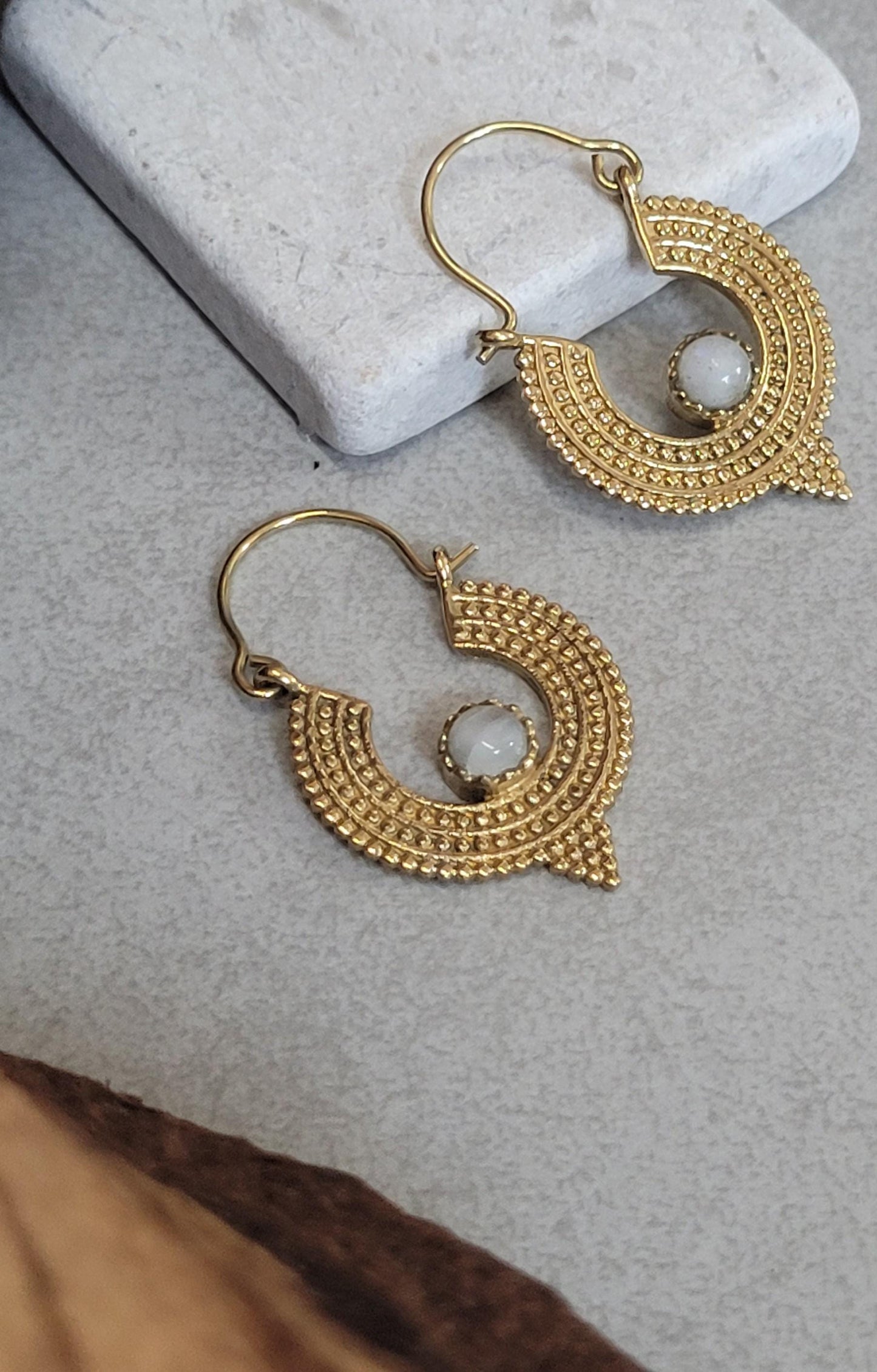 Small gold hoops: Bohemian jewellery