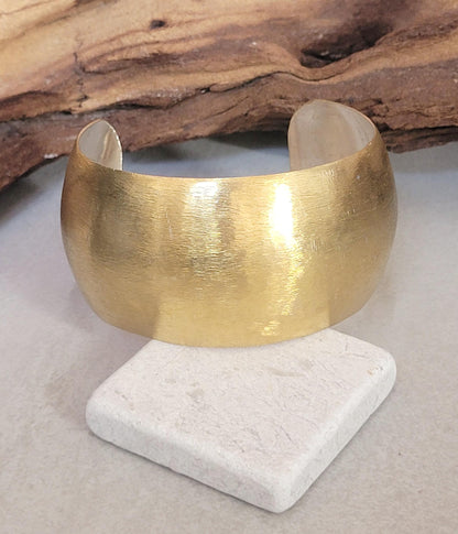 Brass cuff bracelet: Statement bohemian jewellery