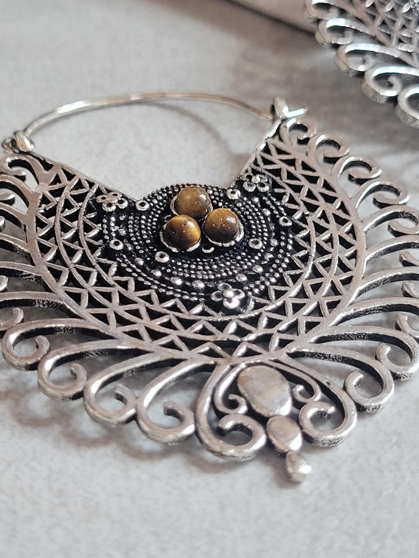Gold detailed earrings / Bohemian jewellery