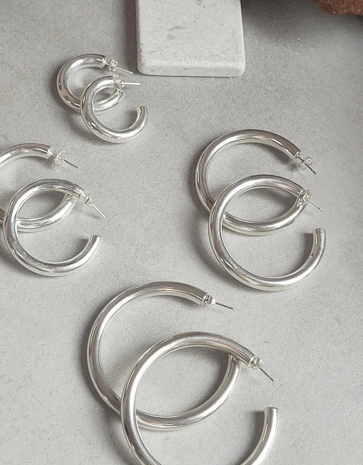 Chunky silver hoops / Silver hoops / Thick hoops / Small hoops / Large hoops / Simple earrings / Lightweight earrings / free UK shipping