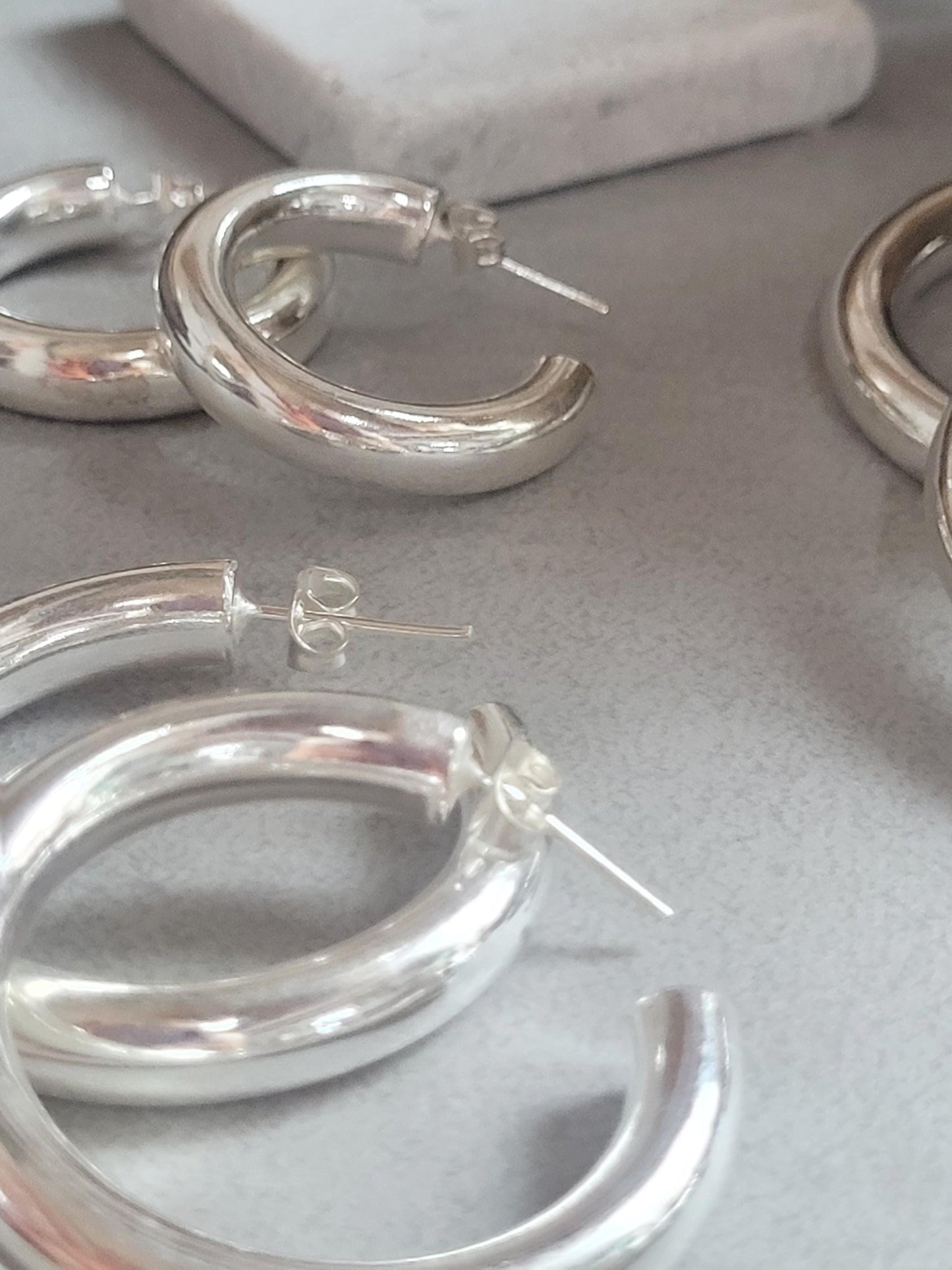Chunky silver hoops / Silver hoops / Thick hoops / Small hoops / Large hoops / Simple earrings / Lightweight earrings / free UK shipping