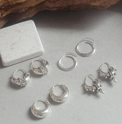 Silver hoop earring set: Simple silver hoops