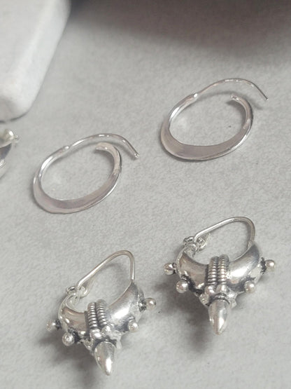 Silver hoop earring set: Simple silver hoops