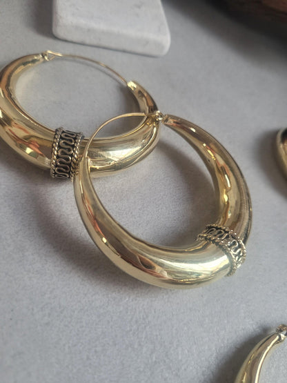 Golden hoops / Large hoops / Detailed hoops / Gypsy / Boho / Tribal / Ethnic / Golden jewellery / Bohemian / Brass hoops / Bali hoops