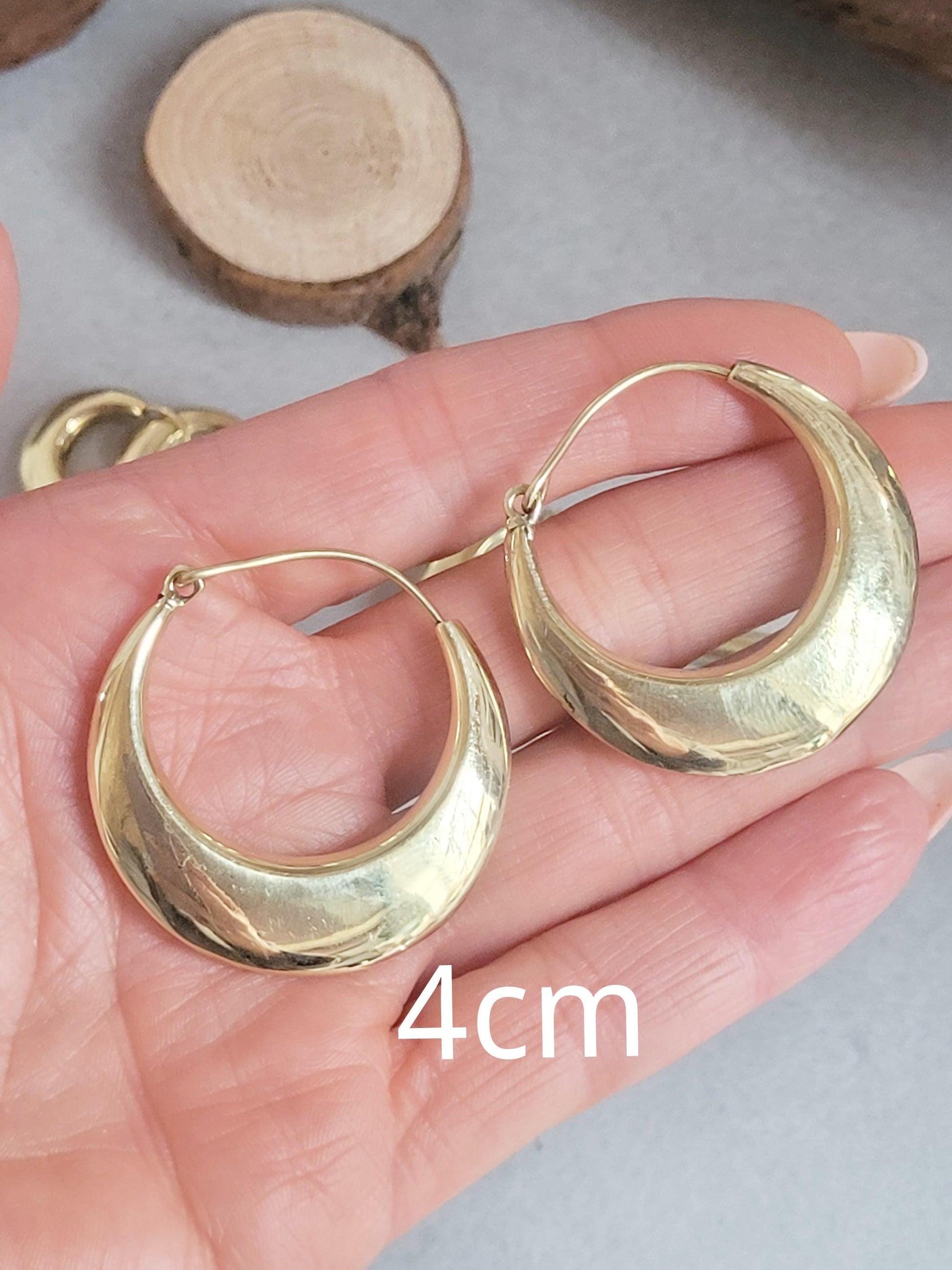 Simple brass hoops earrings / Minimalist jewelry