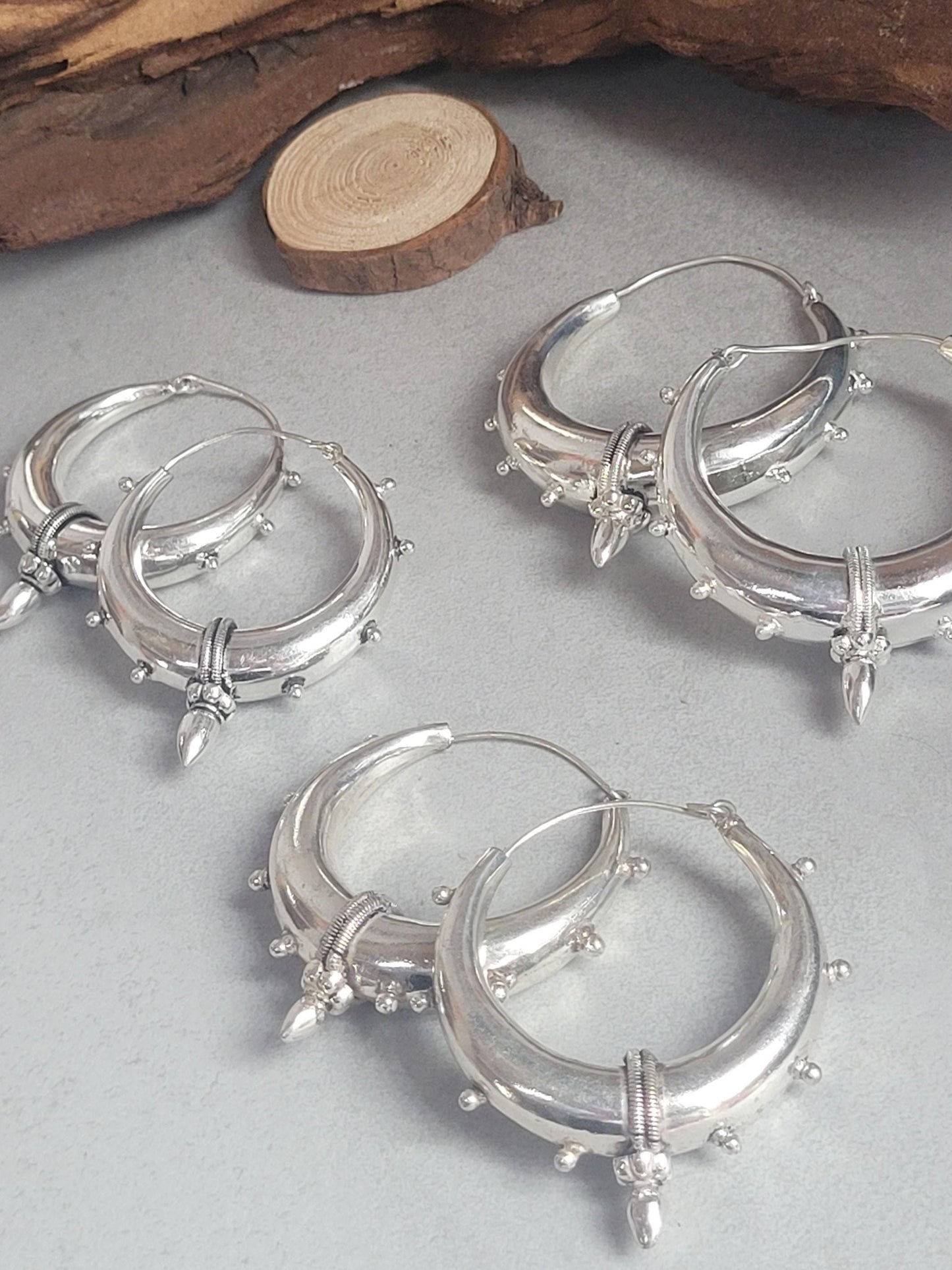 Silver chunky lightweight hoops / Big hoops / Large earrings / Gypsy / Bohemian / Boho / Ethnic hoops / Tribal