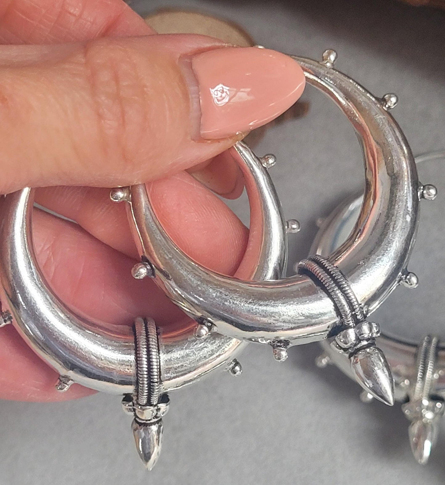 Silver chunky lightweight hoops / Big hoops / Large earrings / Gypsy / Bohemian / Boho / Ethnic hoops / Tribal