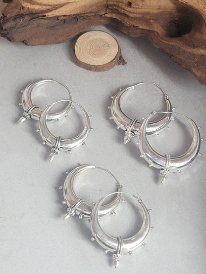 Silver chunky lightweight hoops / Big hoops / Large earrings / Gypsy / Bohemian / Boho / Ethnic hoops / Tribal