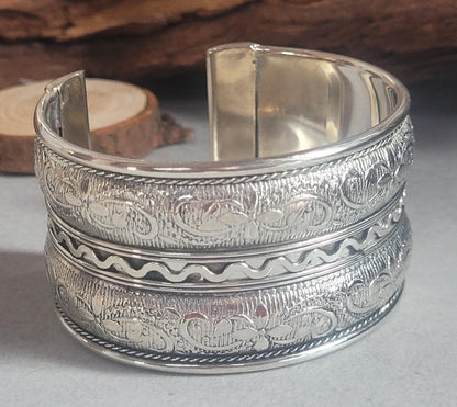 Silver plated Cuff bracelet / Bangle jewelry / Gift idea