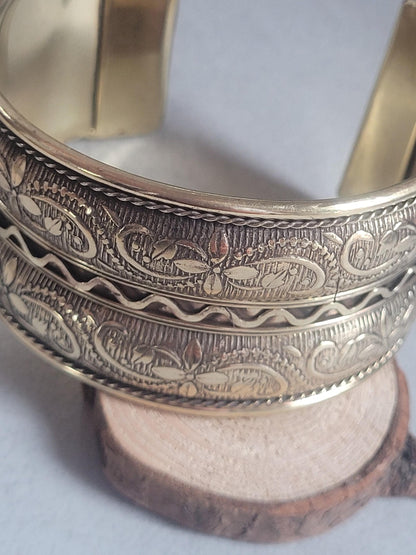 Brass Cuff bracelet / Bangle jewelry / Gift idea / Nature-inspired