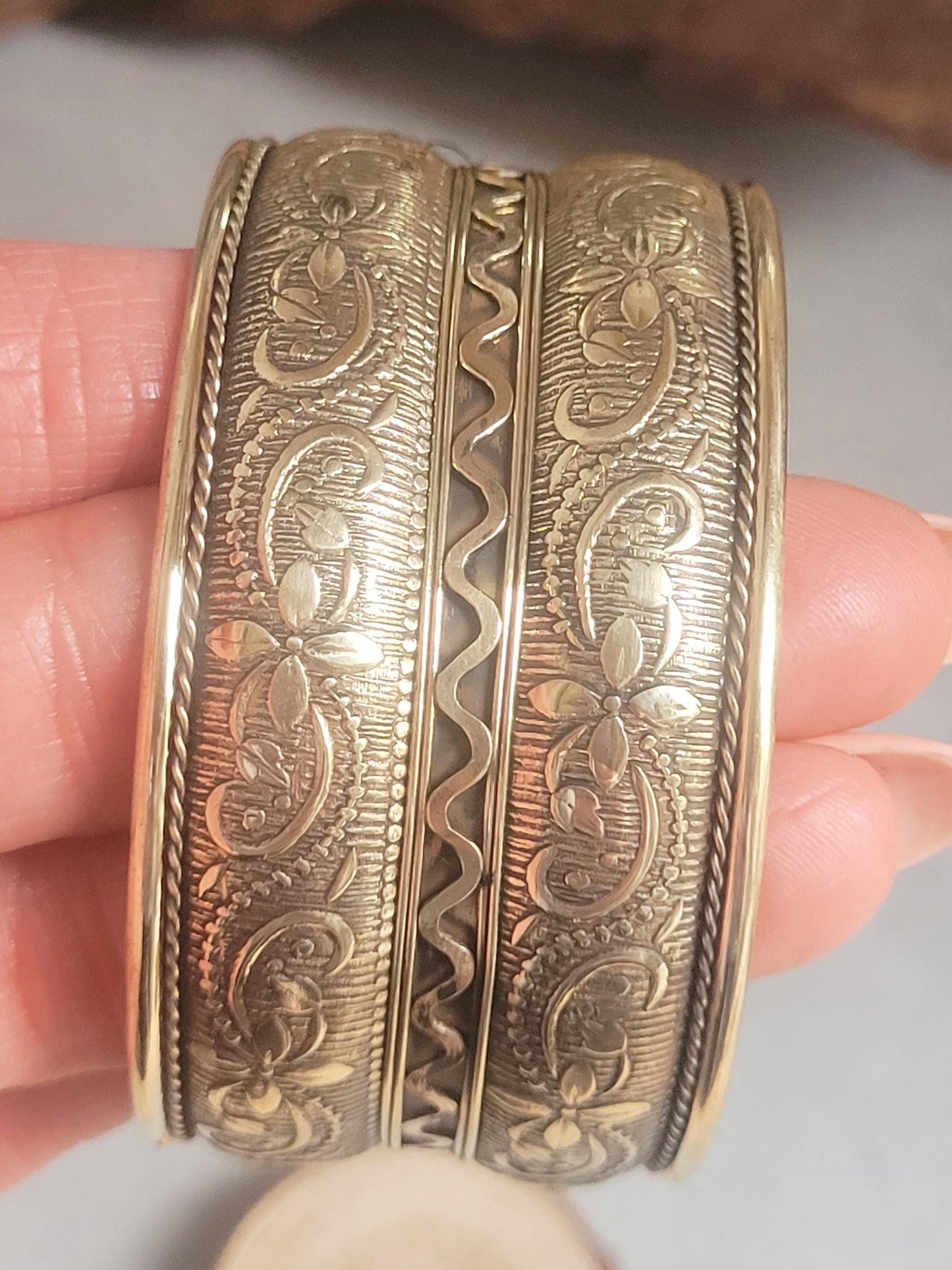 Brass Cuff bracelet / Bangle jewelry / Gift idea / Nature-inspired
