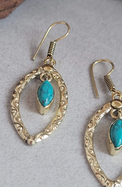 Golden Dangle drop earrings / Gift for her / Elegant style earrings