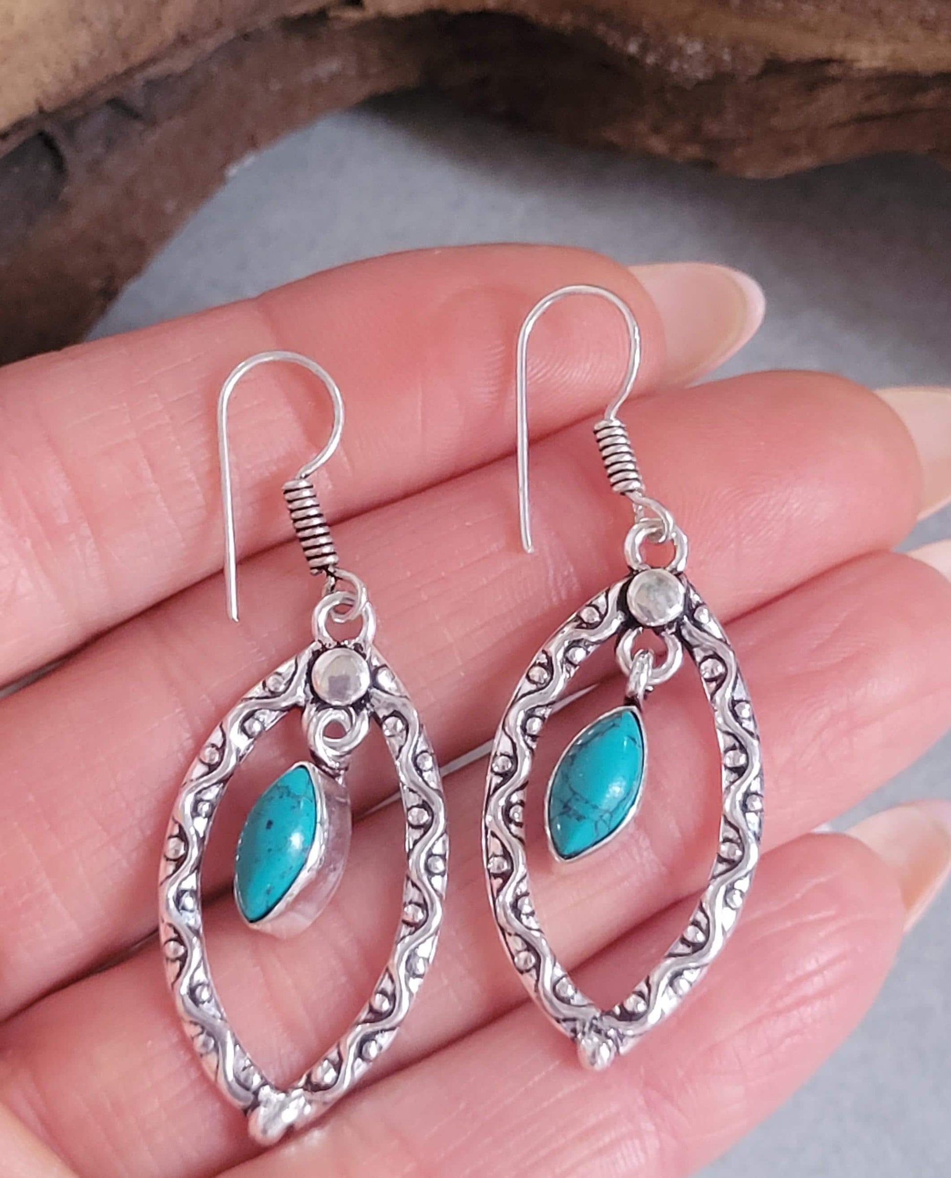 Silver dangle drop earrings / Bohemian style jewelry / Gift for her / Elegant style