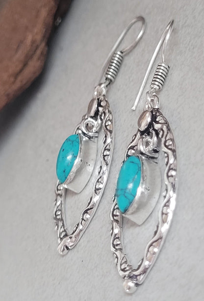 Silver dangle drop earrings / Bohemian style jewelry / Gift for her / Elegant style