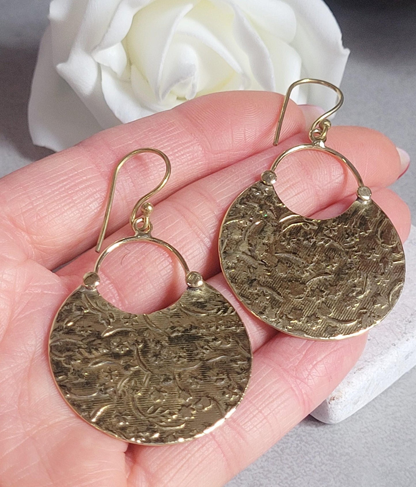 Brass floral dangle earrings: hypoallergenic earrings