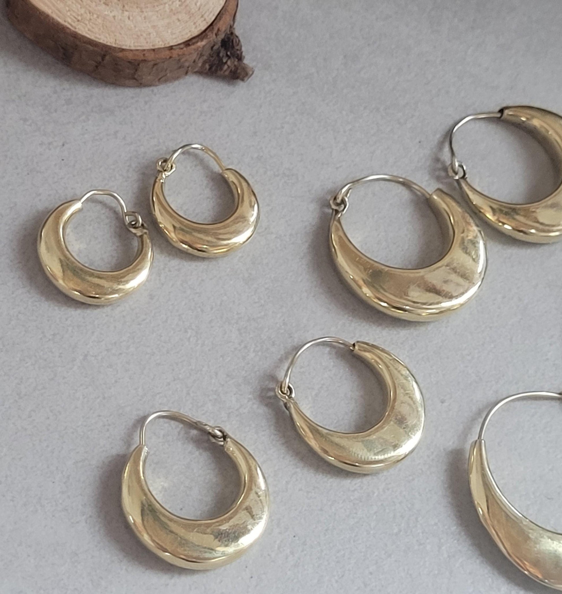 Simple brass hoops earrings / Minimalist jewelry