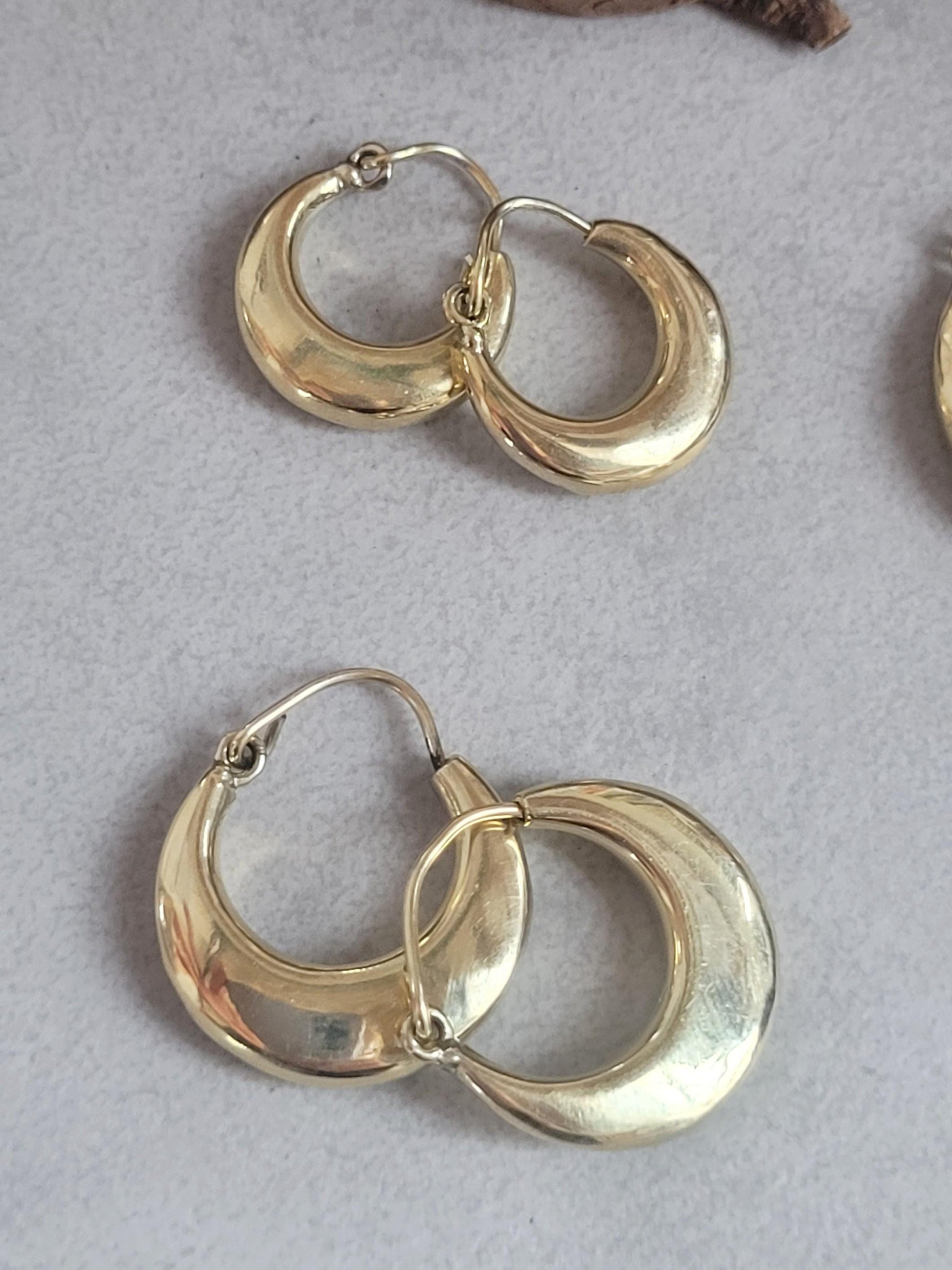 Simple brass hoops earrings / Minimalist jewelry