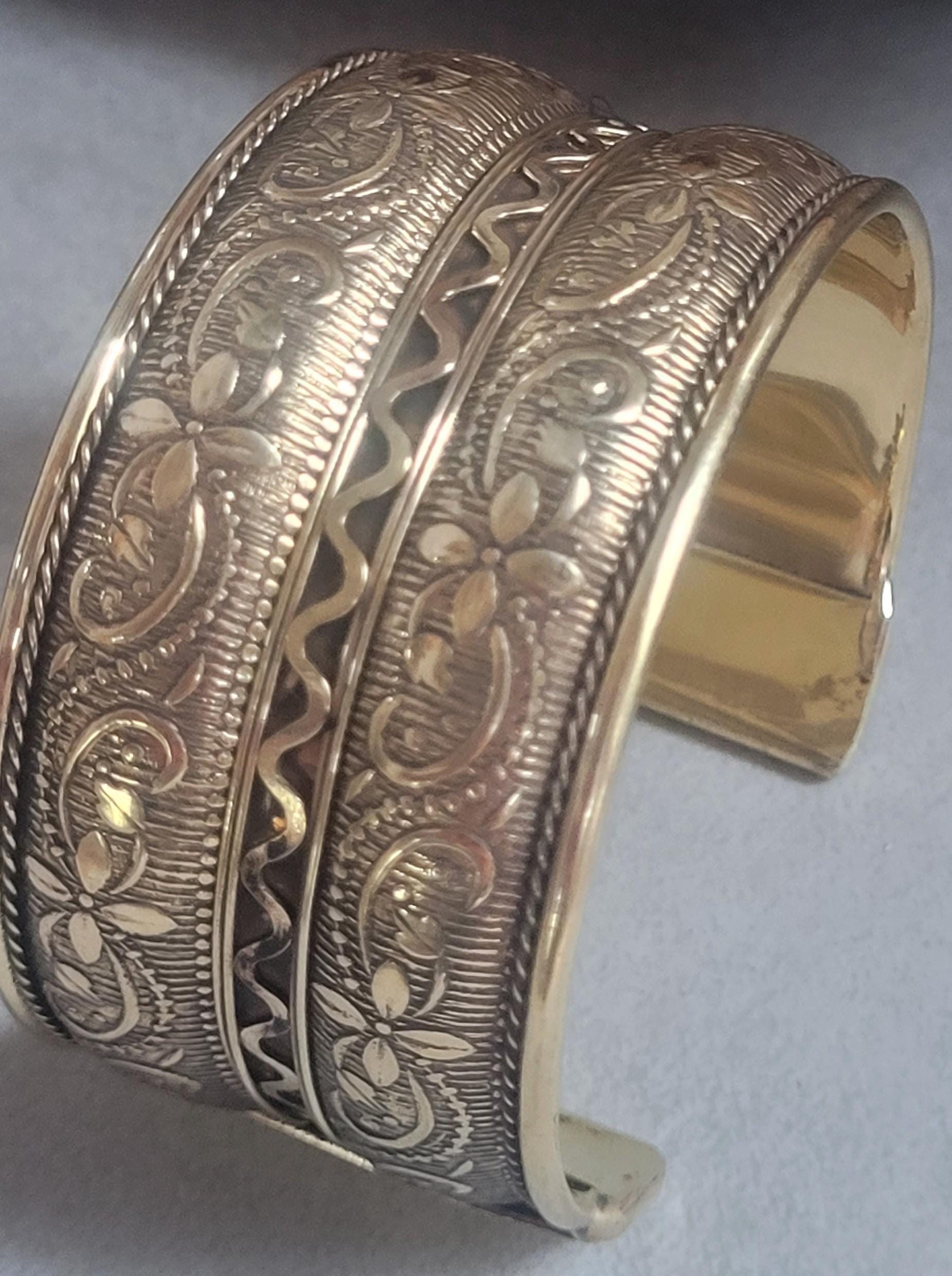 Brass Cuff bracelet / Bangle jewelry / Gift idea / Nature-inspired