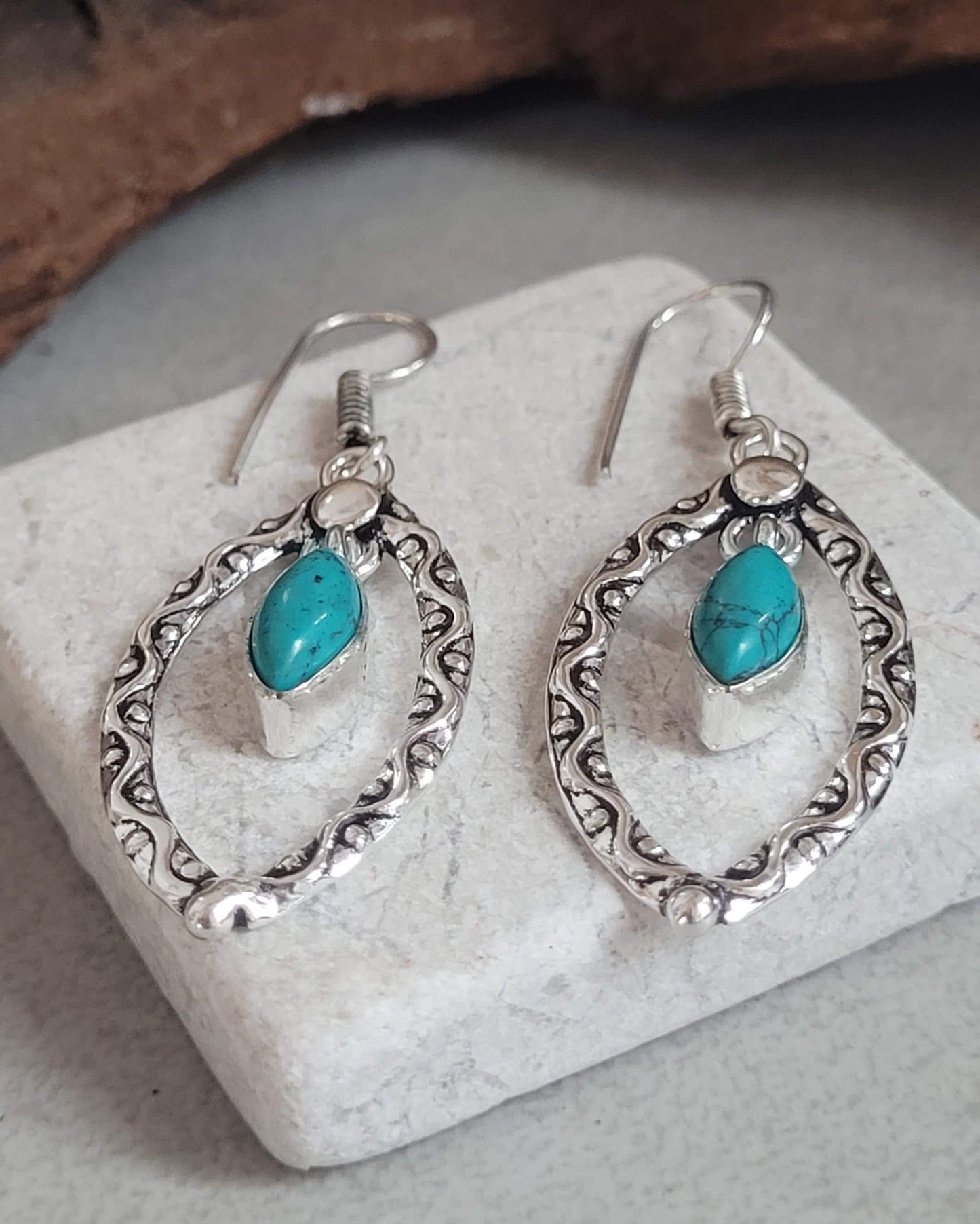 Silver dangle drop earrings / Bohemian style jewelry / Gift for her / Elegant style