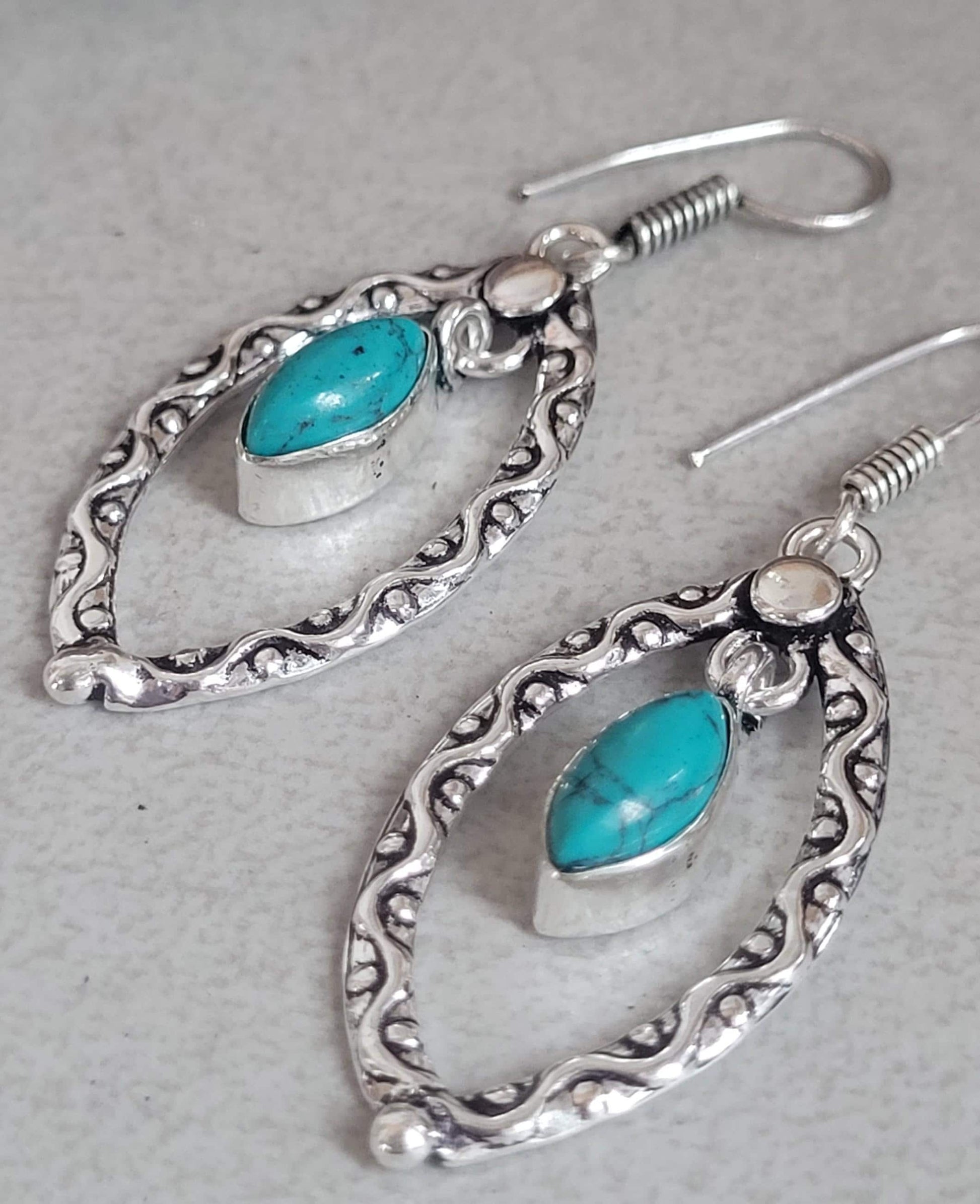 Silver dangle drop earrings / Bohemian style jewelry / Gift for her / Elegant style