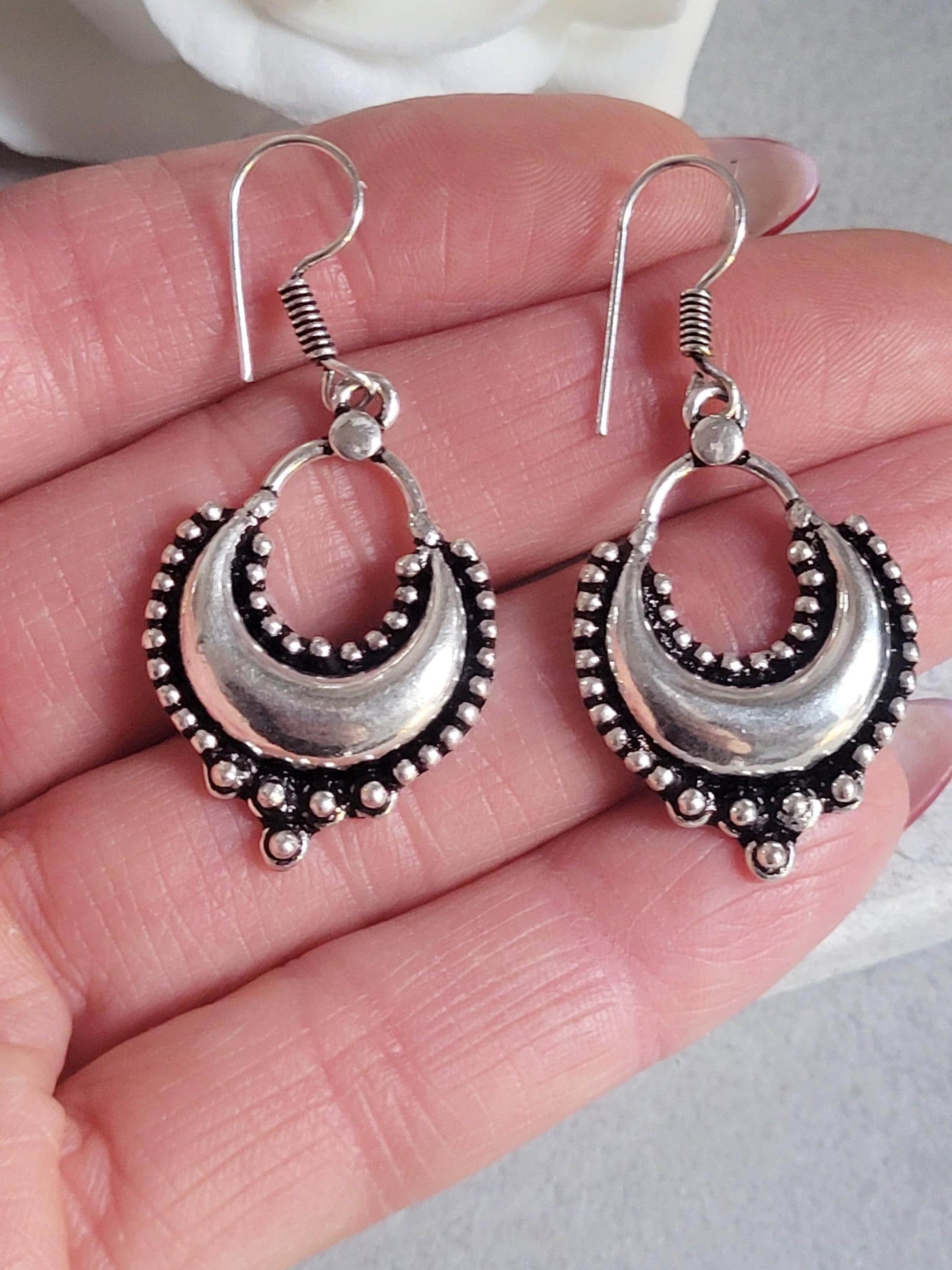 Dangle silver earrings / Bohemian gift for her / Silver plated earrings
