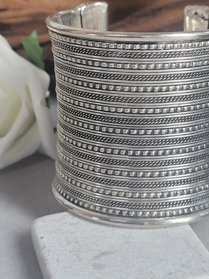 Silver detailed cuff bracelet / Cuff / Bohemian / Boho / Statement / Unique / Tribal