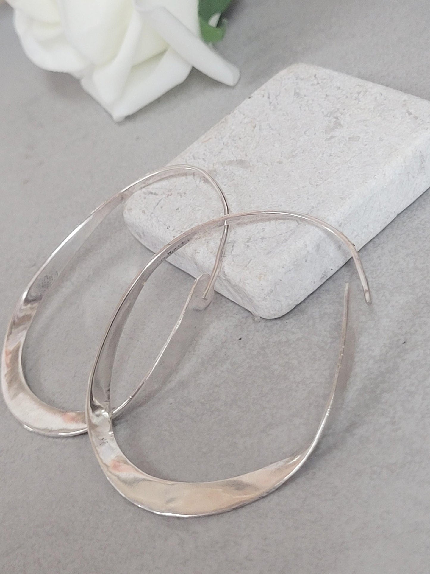Hammered silver hoop earrings / Simple hoops / Silver jewelry / Gift for her