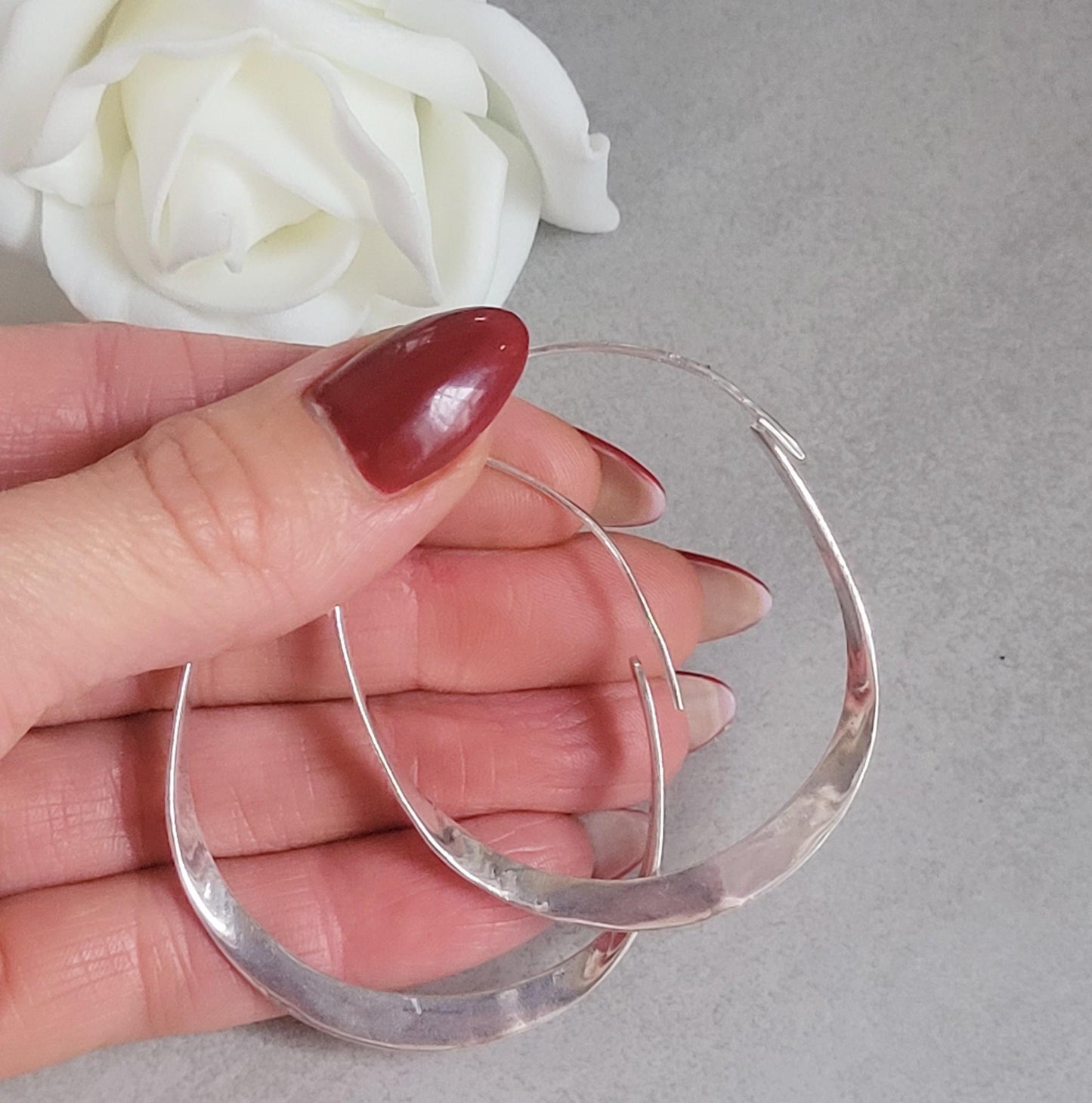 Hammered silver hoop earrings / Simple hoops / Silver jewelry / Gift for her