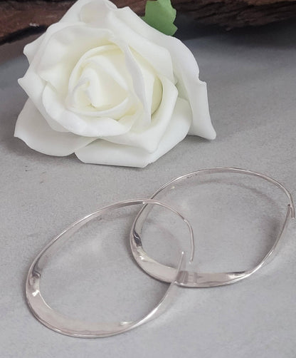 Hammered silver hoop earrings / Simple hoops / Silver jewelry / Gift for her