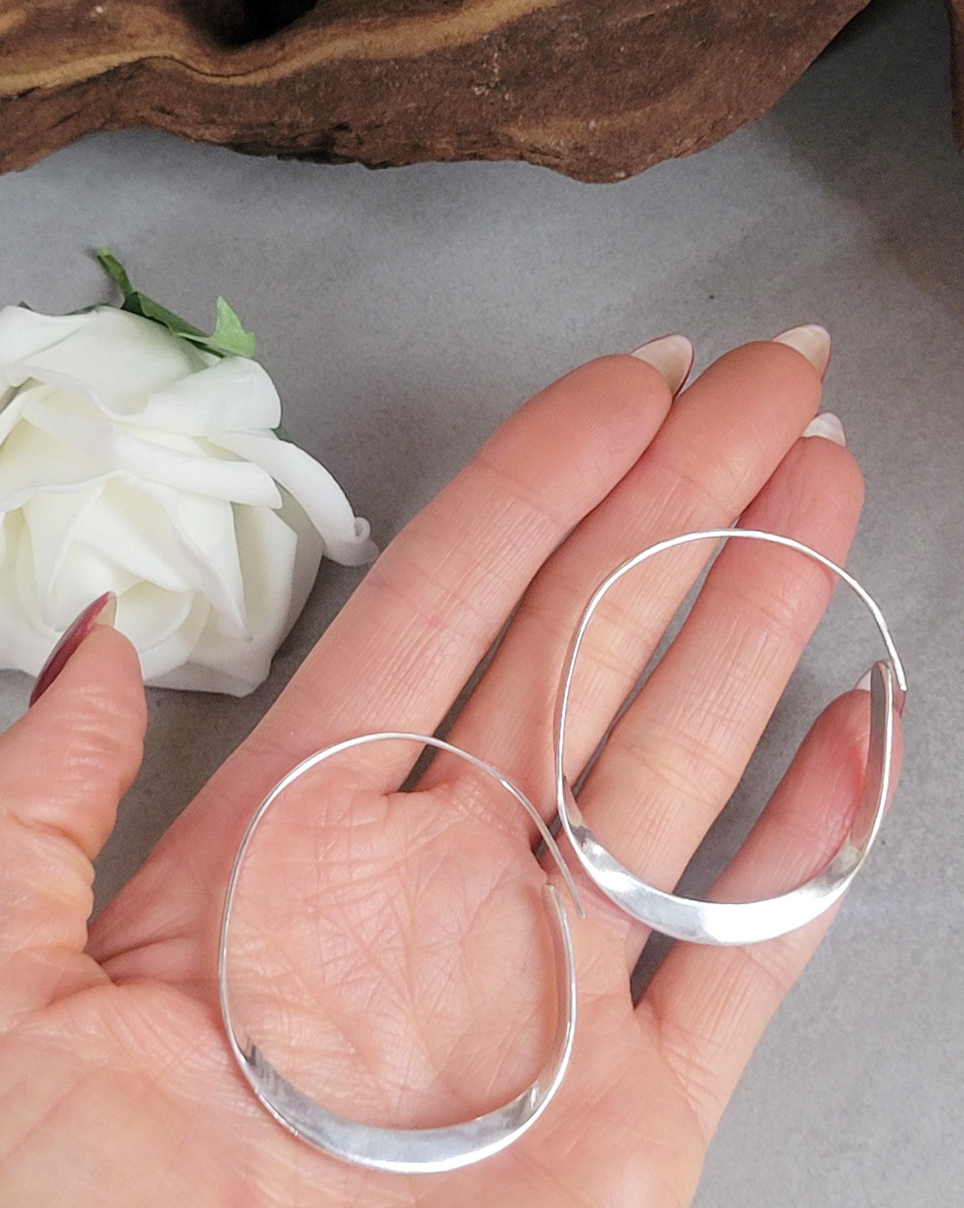 Hammered silver hoop earrings / Simple hoops / Silver jewelry / Gift for her