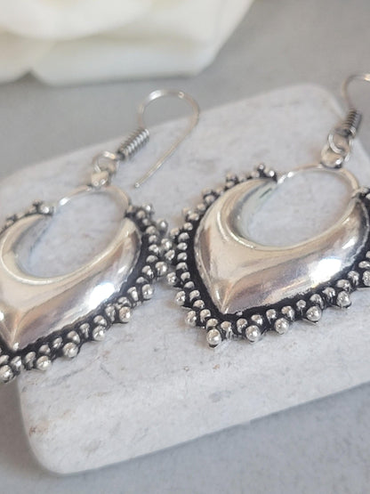 Dangle earrings/ Silver jewelery/ Gift for her / Hypoallergenic earrings