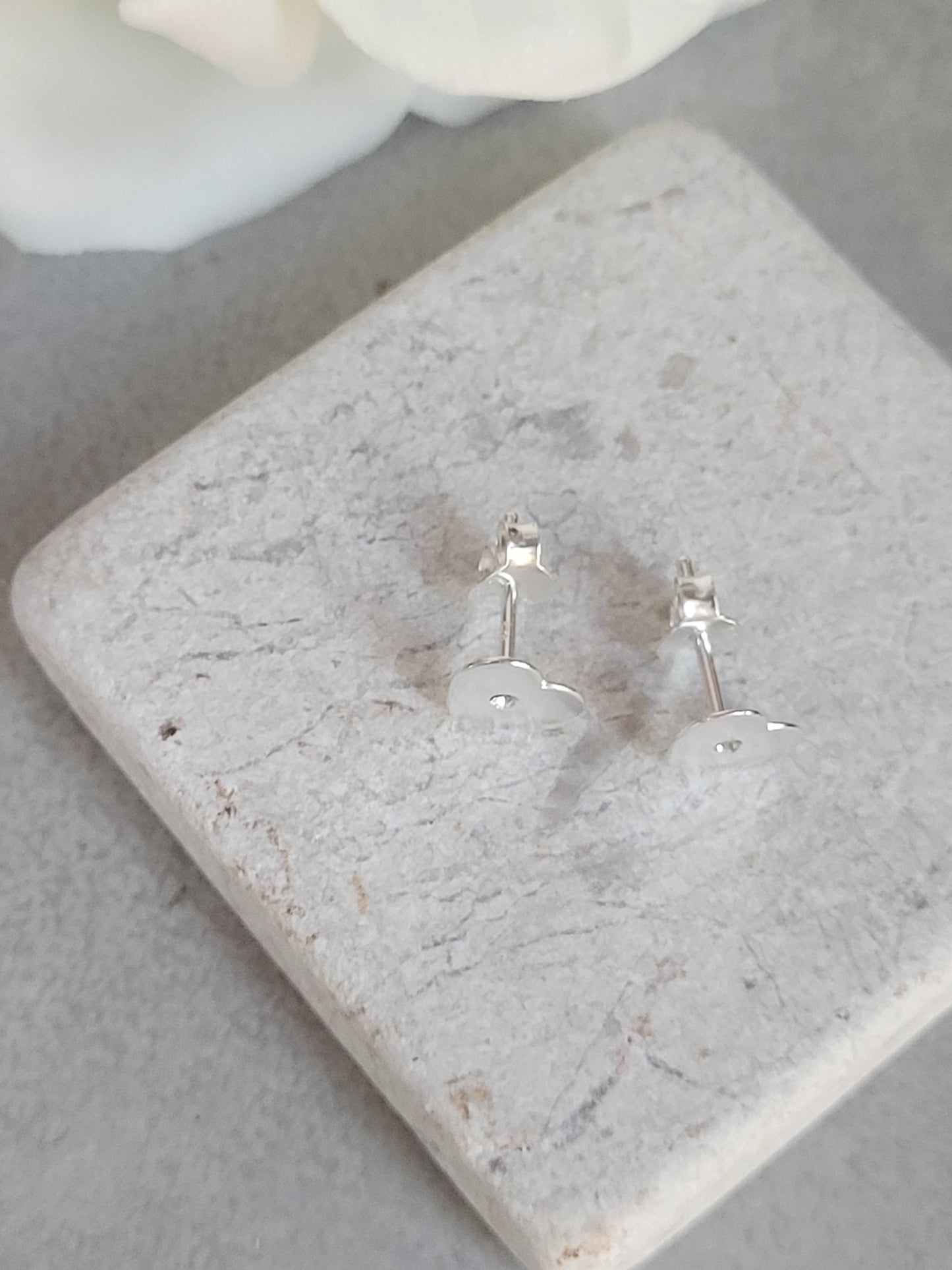 Sterling silver heart earrings / Cute gift for her