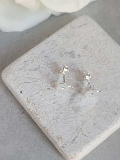 Sterling silver heart earrings / Cute gift for her