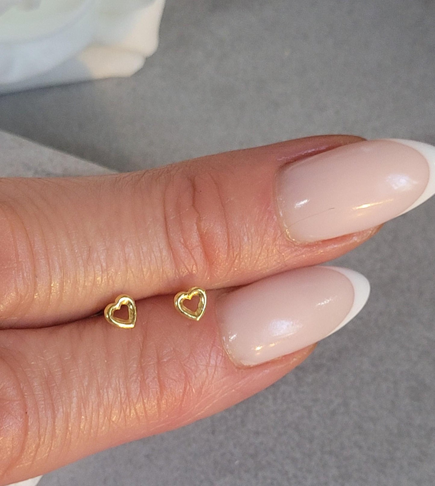 18k gold plated heart earrings / Cute gift for her / Gold jewelry