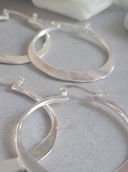 Silver hammered hoops / Hoop earrings / Small hoops / Large hoops / Unique / Free shipping