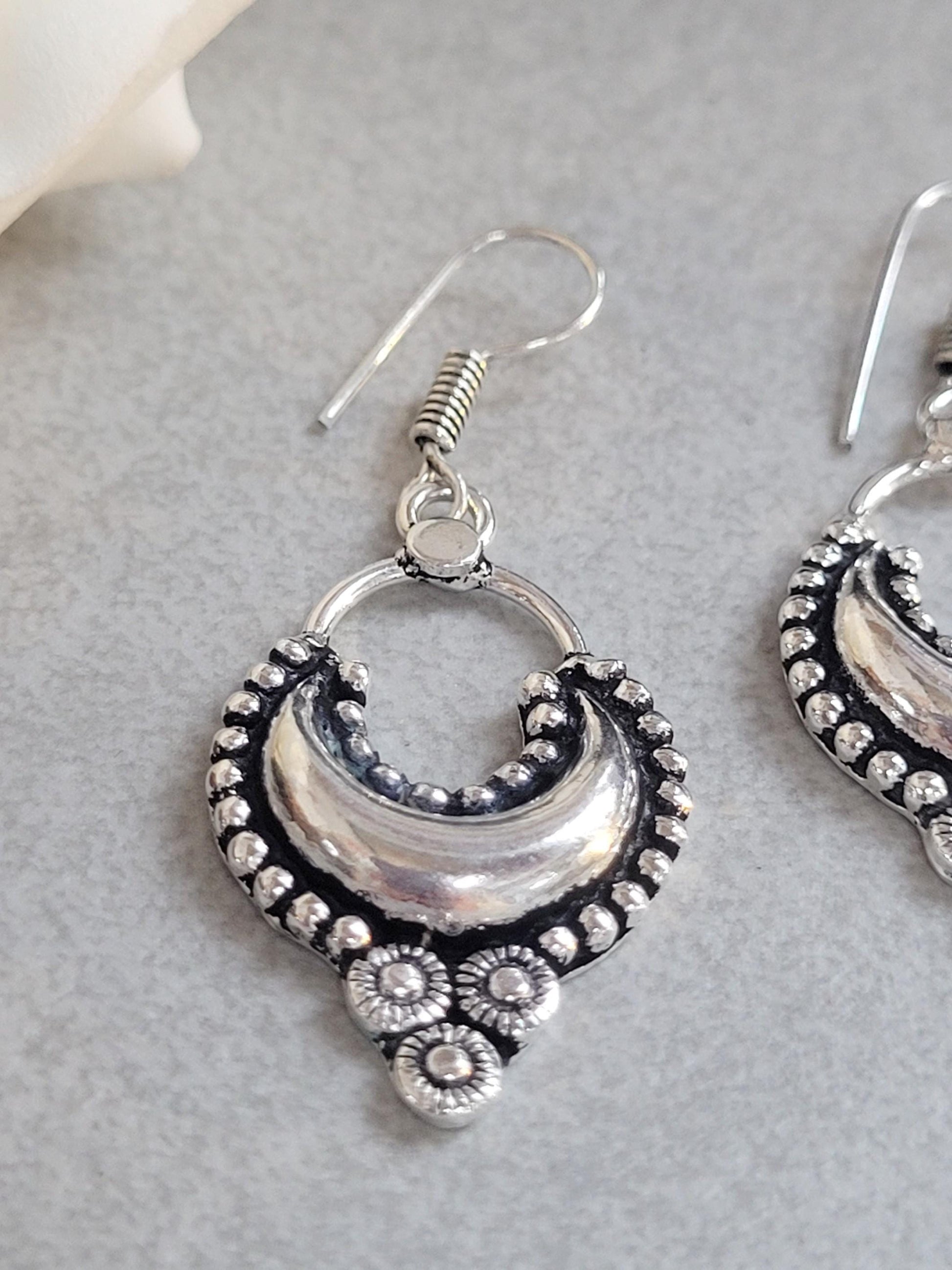 Bohemian earrings/ Silver jewelery/ Gift for her / Hypoallergenic earrings