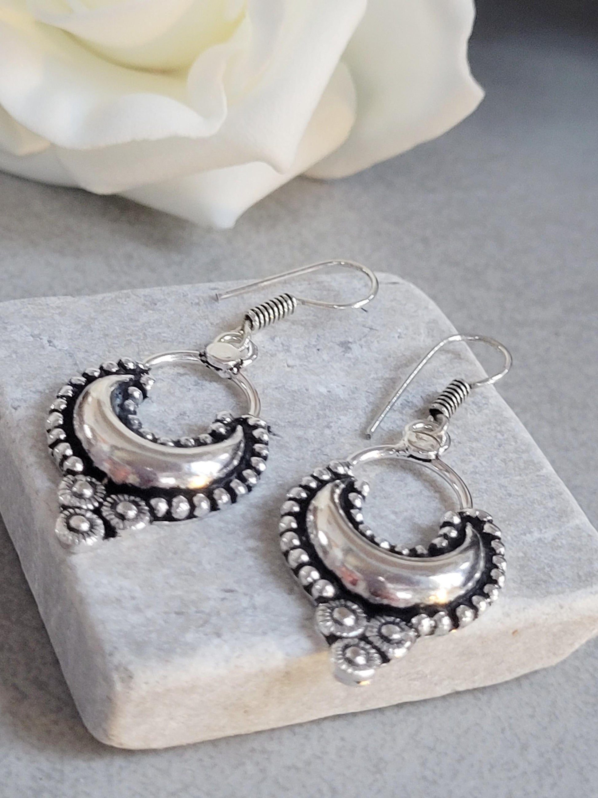 Bohemian earrings/ Silver jewelery/ Gift for her / Hypoallergenic earrings