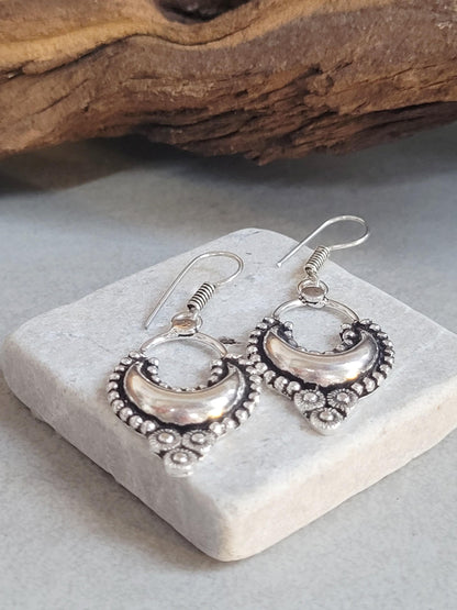 Bohemian earrings/ Silver jewelery/ Gift for her / Hypoallergenic earrings