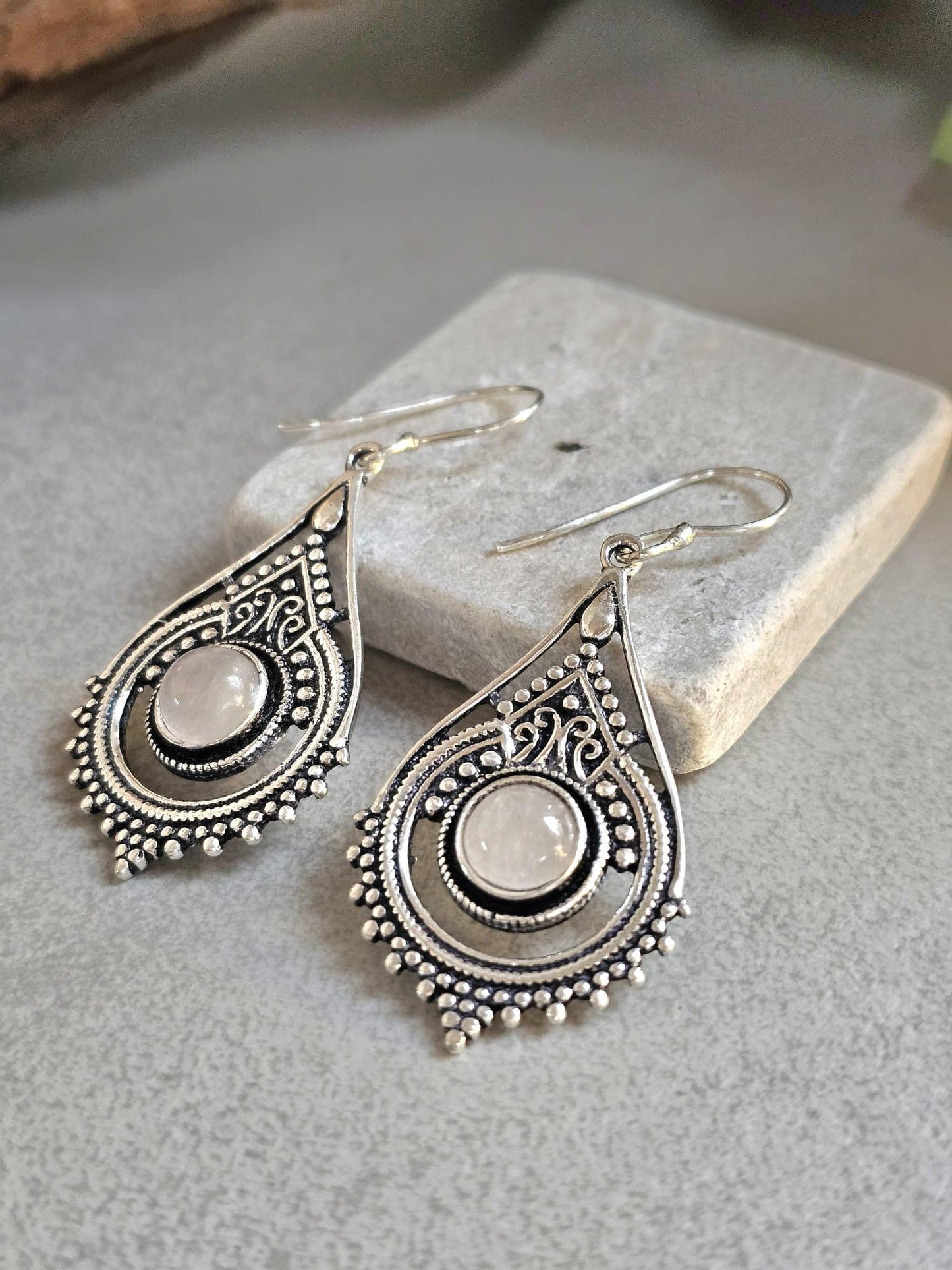 Silver earrings / Gift for her / Hypoallergenic jewelry