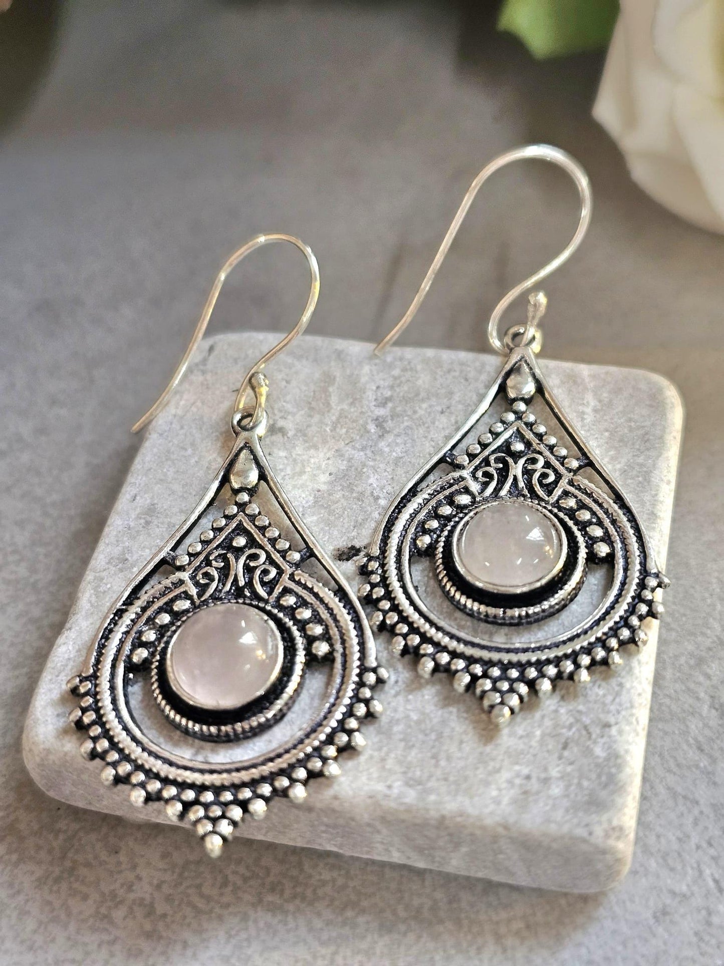 Silver earrings / Gift for her / Hypoallergenic jewelry